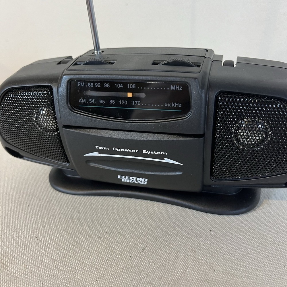Vintage, Electro Brand Mini AM/FM Radio Model 2225 TESTED AND WORKS NIB